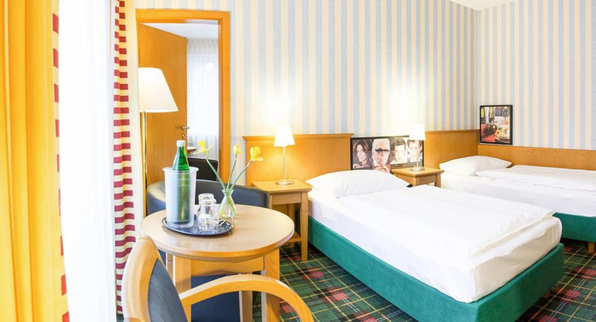 Gruenau Hotel Berlin Luaran gambar