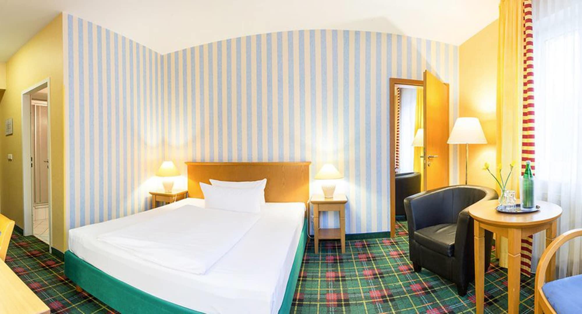 Gruenau Hotel Berlin Luaran gambar