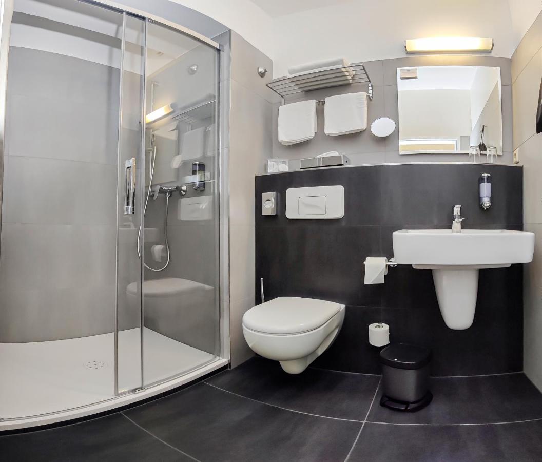 Gruenau Hotel Berlin Luaran gambar