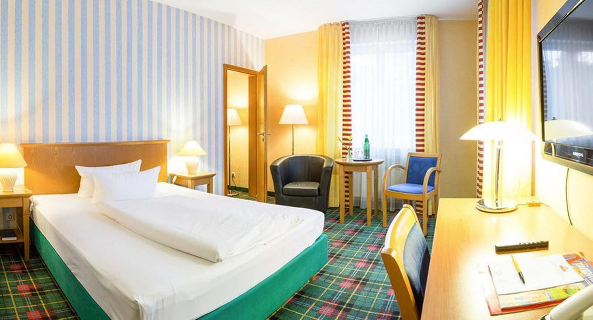 Gruenau Hotel Berlin Luaran gambar